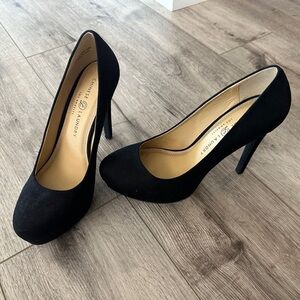 Chinese Laundry platform stiletto pumps. Size 9.